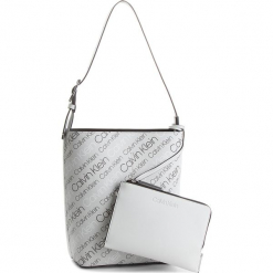 Torebka CALVIN KLEIN - Inside Out Bucket K60K604300 910. Białe torebki klasyczne damskie Calvin Klein, ze skóry ekologicznej. W wyprzedaży za 439,00 zł.