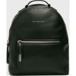 Tommy Hilfiger - Plecak. Czarne plecaki damskie TOMMY HILFIGER, z materiału. Za 599,90 zł.