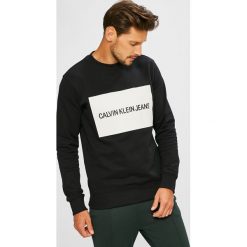 Calvin Klein Jeans - Bluza. Szare bluzy męskie Calvin Klein Jeans, xxl, z nadrukiem, z bawełny, z okrągłym kołnierzem, bez rękawów, bez kaptura. W wyprzedaży za 359,90 zł.