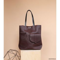 Torba ze skóry PREMIUM Sugar Shopper. Różowe torby damskie na zakupy marki Pakamera, ze skóry, na ramię. Za 545,00 zł.