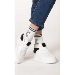 Biało-Czarne Sneakersy Christy. Białe sneakersy damskie Born2be. Za 89,99 zł.