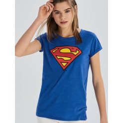 T-shirt Superman - Niebieski. Niebieskie t-shirty damskie marki Sinsay, s, z motywem z bajki, bez kołnierzyka. Za 29,99 zł.