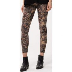 Beżowo-Szare Legginsy Total Look. Szare legginsy damskie Born2be, s, bez wzorów, z dzianiny, klasyczne. Za 14,99 zł.