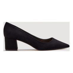 Mango - Czółenka Sally1. Szare buty ślubne damskie Mango, z materiału, na obcasie. Za 139,90 zł.