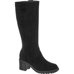 Zamszowe kozaki damskie Highland Creek na obcasie Highland Creek czarne. Czarne kozaki damskie Highland Creek, ze skóry, bez obcasa, na obcasie, na zamek. Za 299,90 zł.