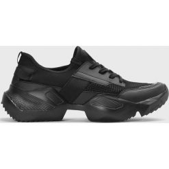 Kazar Studio - Buty. Czarne sneakersy męskie Kazar Studio, z okrągłym noskiem, na sznurówki. Za 199,90 zł.
