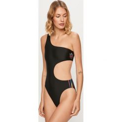 Adidas Originals - Strój kąpielowy. Czarne stroje kąpielowe damskie adidas Originals, z aplikacjami, z poliesteru. Za 169,90 zł.