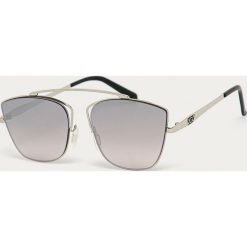 Guess Jeans - Okulary przeciwsłoneczne GF0331. Szare okulary przeciwsłoneczne damskie Guess Jeans. W wyprzedaży za 399,90 zł.