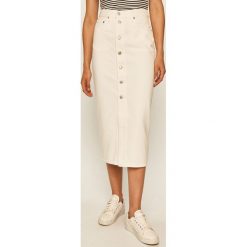 Levi's - Spódnica jeansowa. Białe spódniczki damskie Levi's®, na co dzień, s, bez wzorów, z bawełny, casualowe, z podwyższonym stanem, midi, proste. W wyprzedaży za 199,90 zł.
