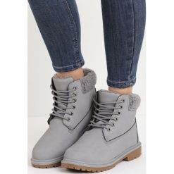 Szare Traperki Twist. Szare buty zimowe damskie Born2be, z okrągłym noskiem, na płaskiej podeszwie. Za 79,99 zł.