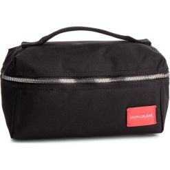 Kosmetyczka CALVIN KLEIN JEANS - Sp Essential Washbag K40K400844 001. Czarne kosmetyczki męskie Calvin Klein Jeans, bez wzorów, z jeansu. W wyprzedaży za 219,00 zł.