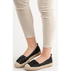 KORONKOWE ESPADRYLE. Czarne baleriny damskie SHELOVET, bez wzorów, z koronki, bez obcasa. Za 69,90 zł.