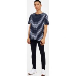 Czarne jeansy skinny fit. Czarne jeansy męskie marki Pull&Bear, m, bez wzorów. Za 119,00 zł.
