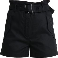 GStar ROVIC HIGH PAPERBAG SHORT Szorty dk black. Czarne spodnie damskie G-Star, bez wzorów, z bawełny. Za 469,00 zł.
