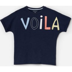 Bawełniany t-shirt z napisem - Granatowy. Niebieskie t-shirty damskie Reserved, z napisami, z bawełny, bez kołnierzyka. Za 19,99 zł.