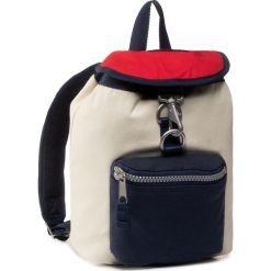 Plecak TOMMY HILFIGER - Tjw Hertitage Sm Backpack Canvas AW0AW08280 BLU. Białe aktówki damskie TOMMY HILFIGER, bez wzorów, z materiału, bez dodatków. W wyprzedaży za 269,00 zł.