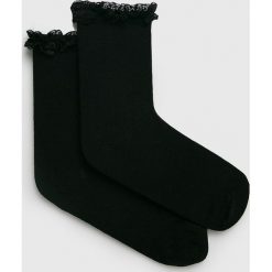Name it - Skarpetki. Czarne skarpetki dziewczęce Name it, bez wzorów, z elastanu. Za 29,90 zł.