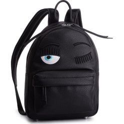 Plecak CHIARA FERRAGNI - 19PE-CFZ000 Nero. Czarne plecaki damskie marki Chiara Ferragni, ze skóry ekologicznej, eleganckie. Za 1829,00 zł.