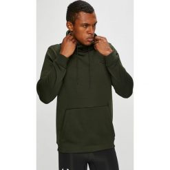 Under Armour - Bluza. Zielone bluzy męskie Under Armour, xl, z nadrukiem, z poliesteru, z kapturem, bez rękawów, z kapturem. W wyprzedaży za 159,90 zł.