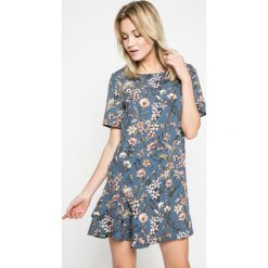 Sukienki hiszpanki: Kiss my dress – Sukienka