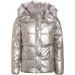 Abercrombie & Fitch COZY PUFFER Kurtka zimowa silver shine. Szare kurtki chłopięce marki Abercrombie & Fitch, na zimę, z nylonu. Za 409,00 zł.