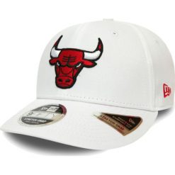 New Era Chicago Bulls Czapka z daszkiem Biały. Białe czapki męskie New Era, bez wzorów, z bawełny. Za 163,95 zł.