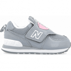 New Balance IV574ZOE. Buciki niemowlęce New Balance, z materiału, bez zapięcia. Za 199,99 zł.
