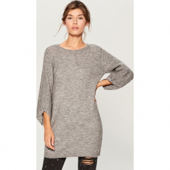 Dzianinowa mini sukienka - Szary. Szare sukienki dzianinowe marki Mohito, l, mini. Za 129,99 zł.