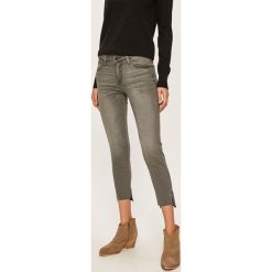 Lee - Jeansy Scarlett. Szare jeansy damskie Lee, l. Za 299,90 zł.