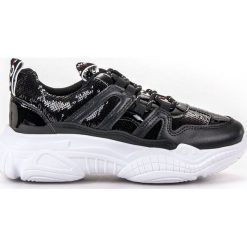Ax Boxing czarne Sneakersy Z Cekinami. Czarne sneakersy damskie AX BOXING, z tkaniny. W wyprzedaży za 109,00 zł.