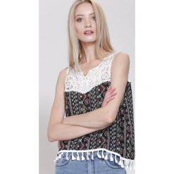 Bluzki damskie: Czarna Bluzka I Keep My Secret