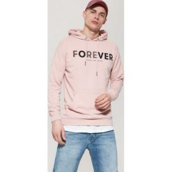 Bejsbolówki męskie: Bluza z napisem - Różowy