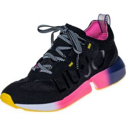 Trampki i Sneakersy Liu Jo. Czarne trampki i tenisówki damskie Liu Jo, z napisami, z tkaniny, na sznurówki. Za 600,00 zł.