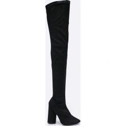 Public Desire - Kozaki Eve. Czarne botki damskie lity marki Public Desire, z materiału, z okrągłym noskiem, na klamry. W wyprzedaży za 149,90 zł.