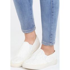 Tenisówki damskie: Białe Slip On Rasta
