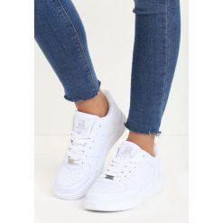 Białe Buty Sportowe Trinii. Białe buty sportowe damskie Born2be, bez wzorów, sportowe. Za 89,99 zł.