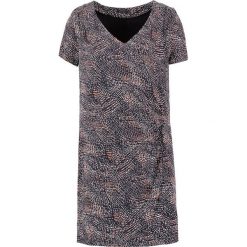 IKKS Sukienka letnia black. Czarne sukienki damskie marki IKKS, na lato, bez wzorów, z elastanu, bez kołnierzyka, bez rękawów. W wyprzedaży za 377,30 zł.