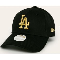 New Era - Czapka. Czarne czapki damskie New Era, z aplikacjami, z bawełny. Za 119,90 zł.