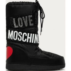 Love Moschino - Śniegowce. Czarne śniegowce damskie Love Moschino, z gumy, na sznurówki. Za 779,90 zł.