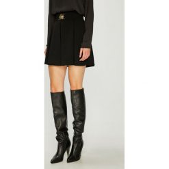 Guess Jeans - Spódnica. Spódniczki damskie Guess Jeans. W wyprzedaży za 369,90 zł.