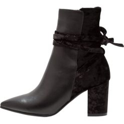 Botki damskie: Lavish Alice BLOCK HEEL Botki black