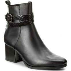 Botki TAMARIS - 1-25057-29 Black 003. Szare botki damskie na obcasie marki Tamaris, z materiału. W wyprzedaży za 219,00 zł.