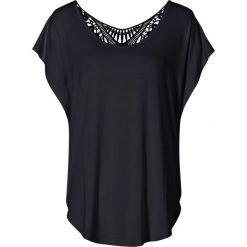 Shirt z szydełkową wstawką bonprix czarny. Czarne bluzki damskie bonprix, w koronkowe wzory, z koronki, bez kołnierzyka, z krótkim rękawem. Za 84,99 zł.