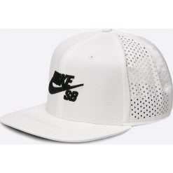 Nike Sportswear - Czapka. Szare czapki z daszkiem męskie Nike Sportswear, z bawełny. W wyprzedaży za 89,90 zł.