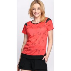 Czerwony T-shirt Suit & Tie. Czerwone bluzki damskie Born2be, l. Za 9,99 zł.