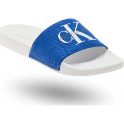 KLAPKI CALVIN KLEIN JEANS. Niebieskie kapcie męskie z jeansu. Za 229,00 zł.