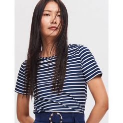 Wzorzysty T-shirt - Biały. Białe t-shirty damskie Reserved, s, bez wzorów, bez kołnierzyka. Za 39,99 zł.