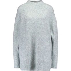 Swetry klasyczne damskie: Weekday BERRY Sweter blue melange