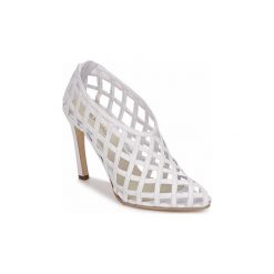 Sandały Jil Sander JS16107. Białe sandały damskie marki Jil Sander. Za 1495,20 zł.