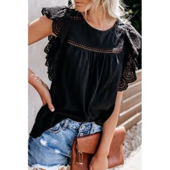 Top REMINA BLACK. Czarne t-shirty damskie Top REMINA BLACK, s, bez wzorów, bez kołnierzyka. W wyprzedaży za 59,00 zł.
